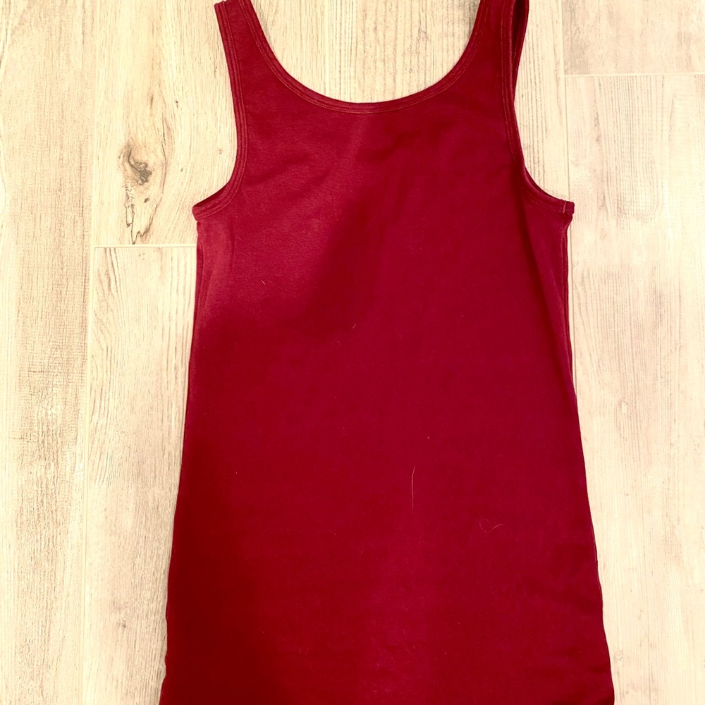 Maroon tank top